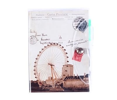 Libreta de notas de pvc con bolígrafo y diseños en el interior