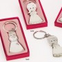 Llaveros de niña de comunión con corona y flor para regalar como recuerdo de la primera comunión Llaveros de niña de comunión con corona y flor para regalar como recuerdo de la primera comunión