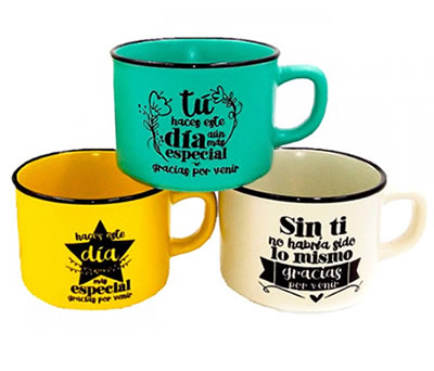 Original taza con frases de agradecimiento como detalle de boda o evento