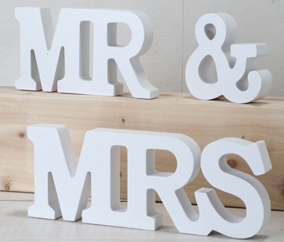 Set madera MR & MRS PARA DECORAR TU BODA