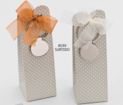 Anillo sujetamóvil con atril personalizado en caja de regalo apto para todos los modelos de móvil como detalle de boda o comunión para sorprender a tus invitados