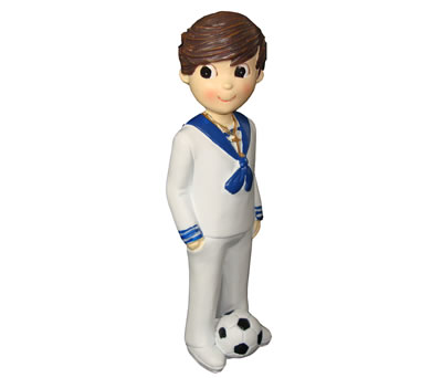 Figura comunión niño con pelota de fútbol vestido de marinero para la tarta