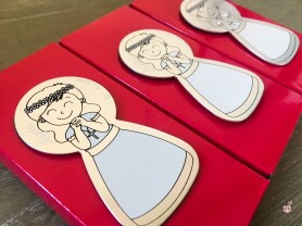 Imán niña comunión personalizado con fecha y nombre como detalle para los invitados a tu comunión