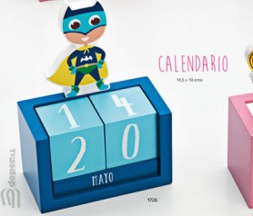 Calendario de madera azul con superhéroe para regalar como detalle de cumpleaños, en fiestas infantiles o como detalle para niños pequeños