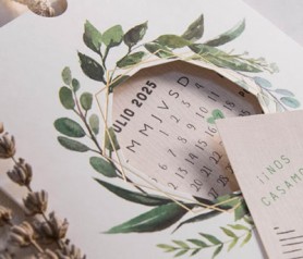 Elegante invitación de boda 2020 calendario laurel con cuerda para estraer la información