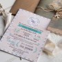 Original invitación de boda 2020 viajera con papel vegetal, accesorio de avión y sobre kraft para sorprender a tus invitadosn