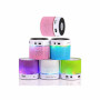 mini altavoz con luz led, radio y usb como detalle electrónico para tus invitados