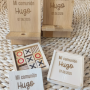Conjunto de juego de tres en raya y soporte de bambú personalizado como detalle de boda, comunión, bautizo o cumpleaños