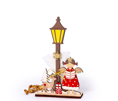 Figura Angelita y farola con 5 minifruits, altura 22,6cm - ANWD76