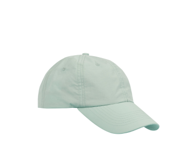 Gorra de Microfibra Ligera Transpirable