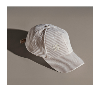 Gorra de Pana Suave con Cierre Ajustable