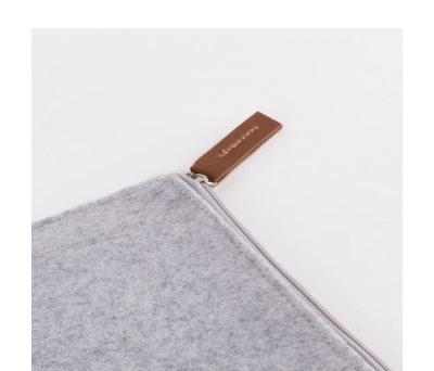 Neceser de Fieltro RPET con Cremallera y Tirador PU